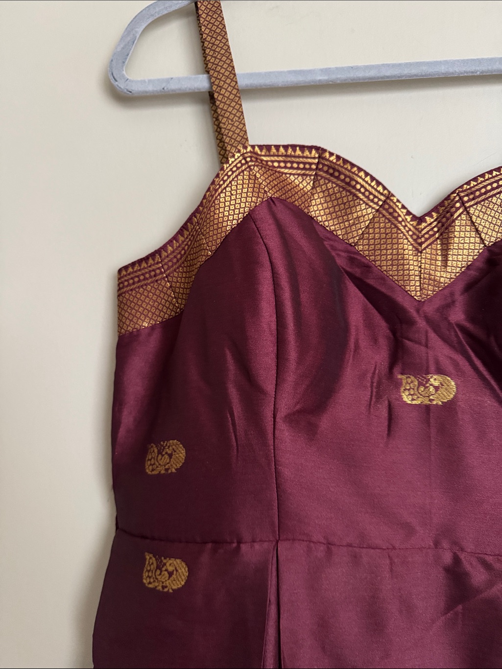 Nwot- Gianna Fit & Flare Silk Dress Holichic, Maroon & Gold, Size Xl — image 8 of 8